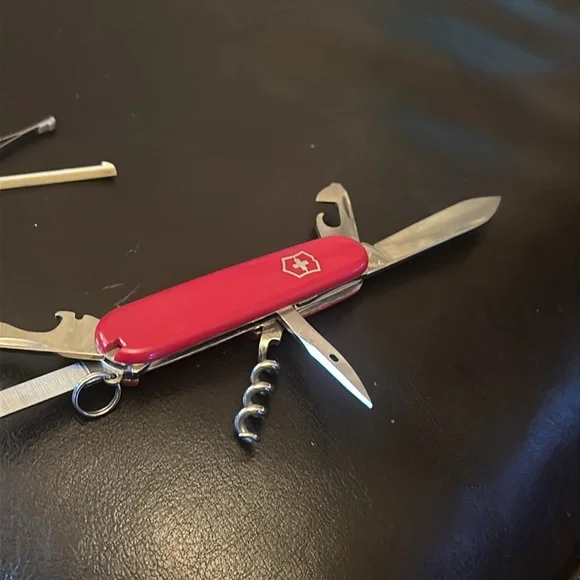 Victorinox- Sportsman SAK Swiss Army Knife EUC! - Picture 13 of 13